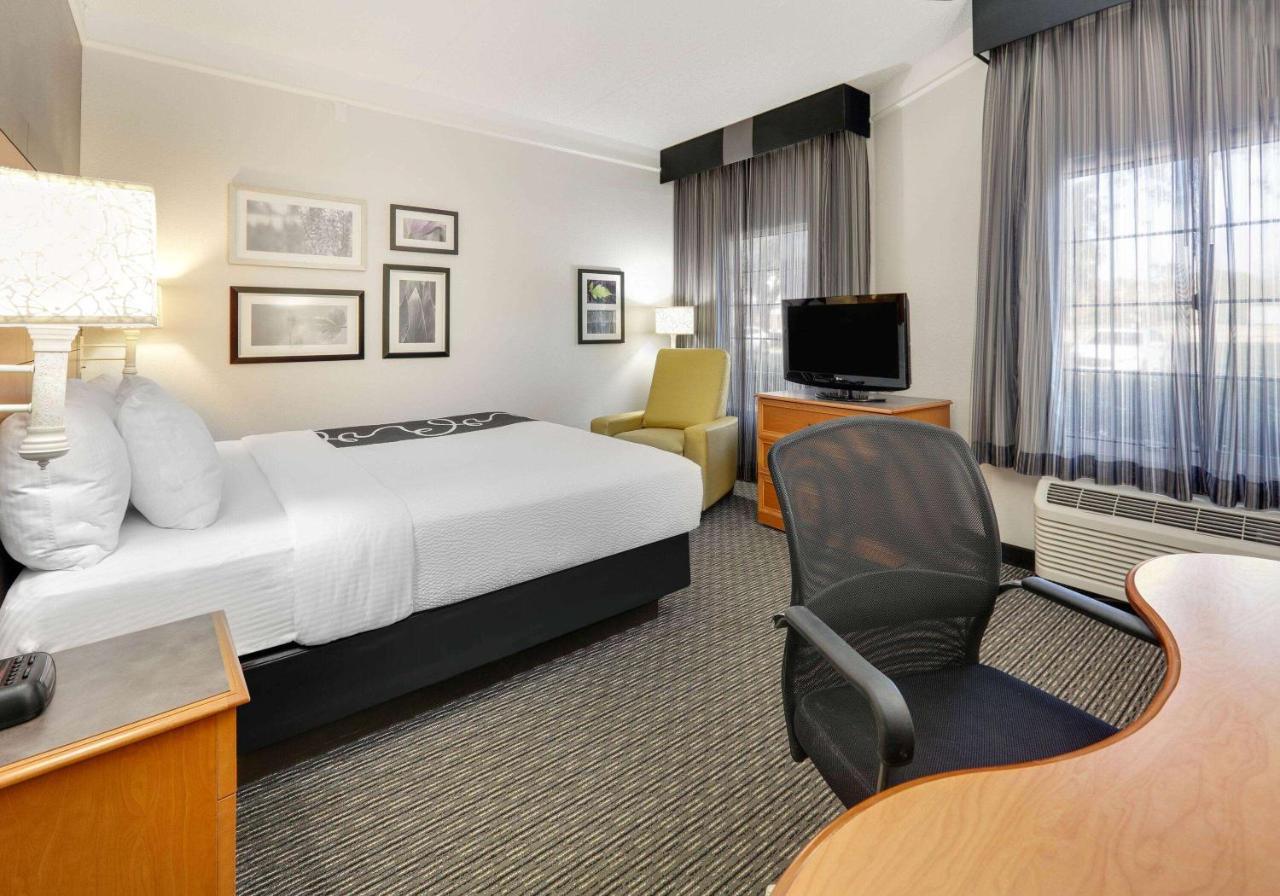 La Quinta By Wyndham Dallas - Addison Galleria Extérieur photo