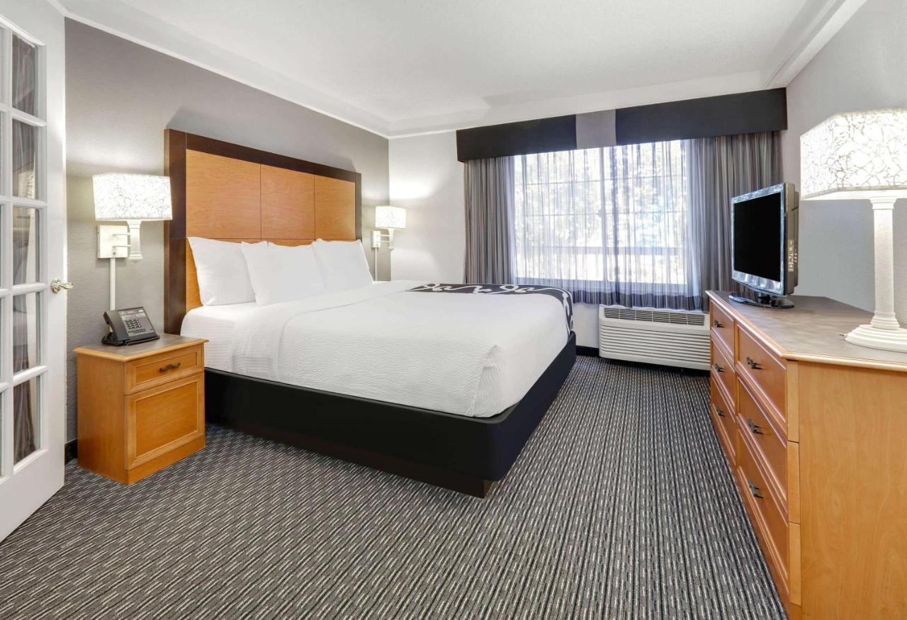 La Quinta By Wyndham Dallas - Addison Galleria Extérieur photo