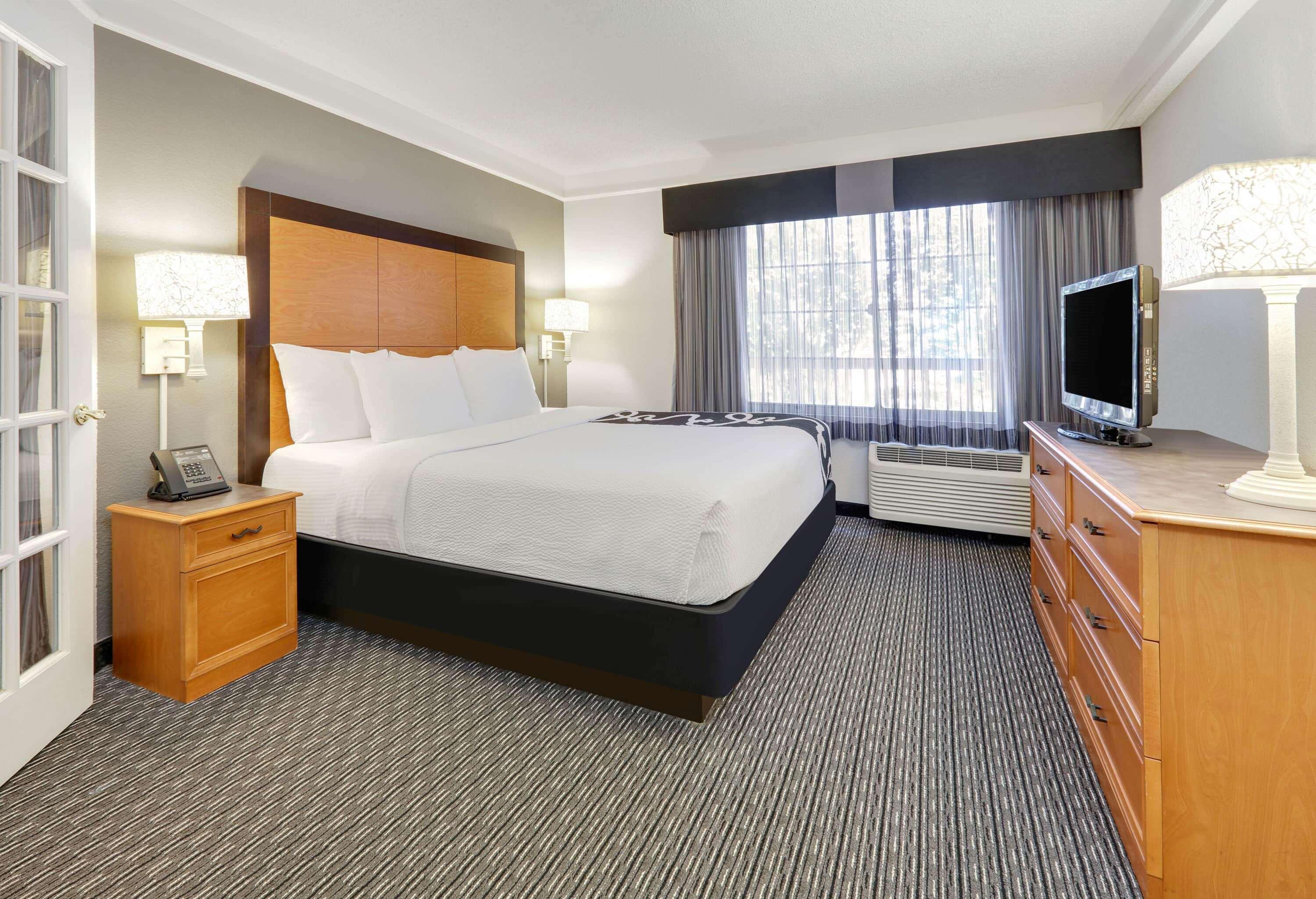 La Quinta By Wyndham Dallas - Addison Galleria Extérieur photo