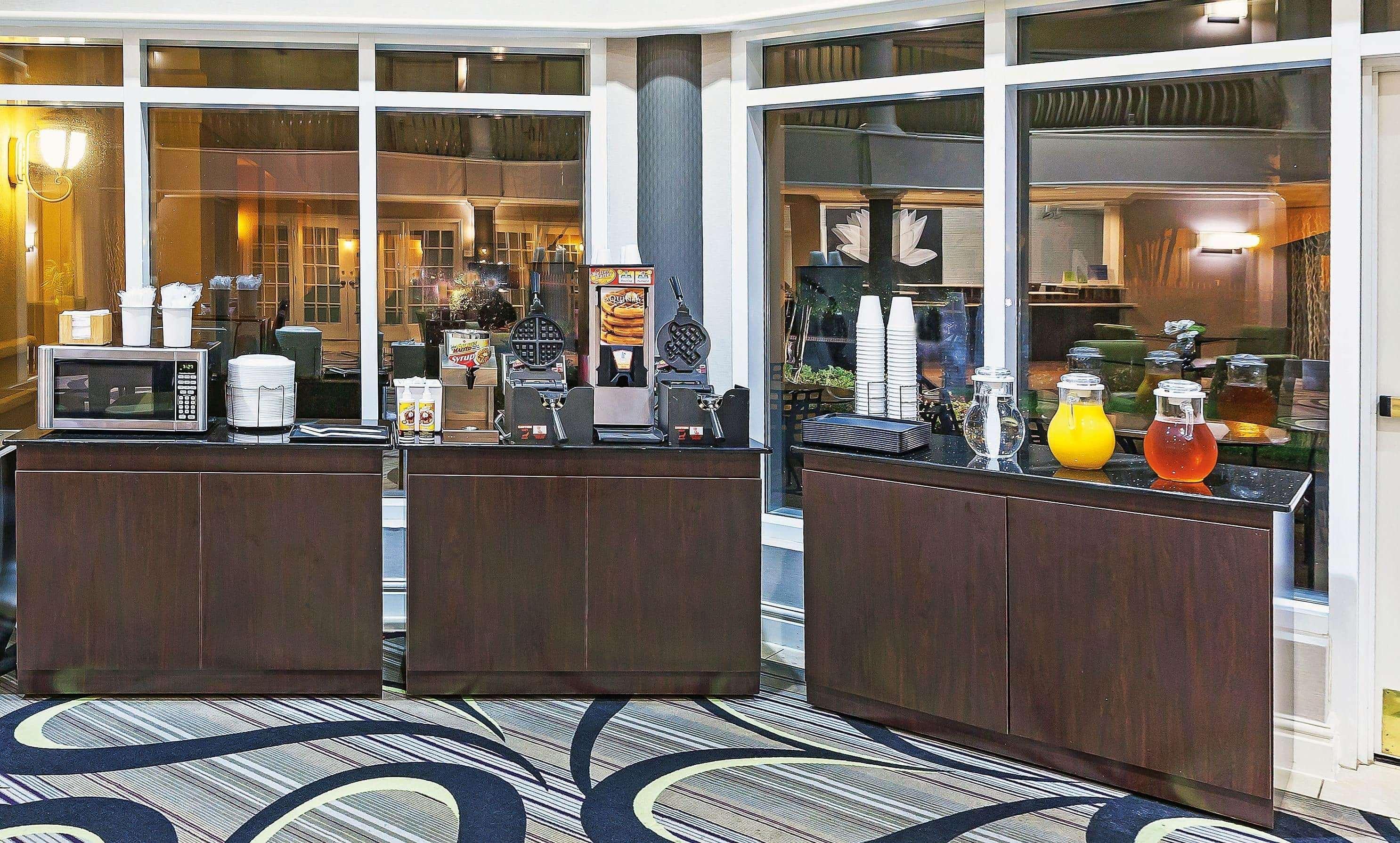 La Quinta By Wyndham Dallas - Addison Galleria Extérieur photo