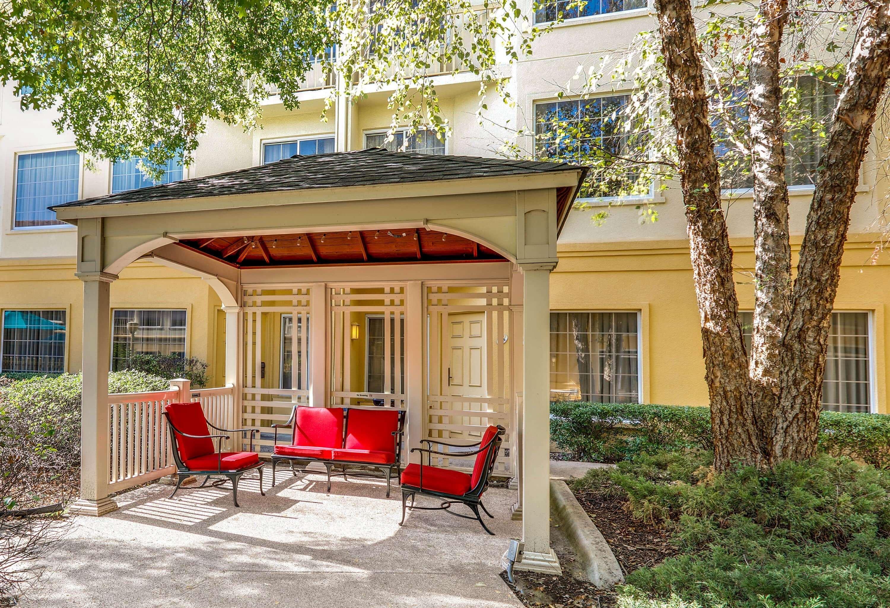 La Quinta By Wyndham Dallas - Addison Galleria Extérieur photo