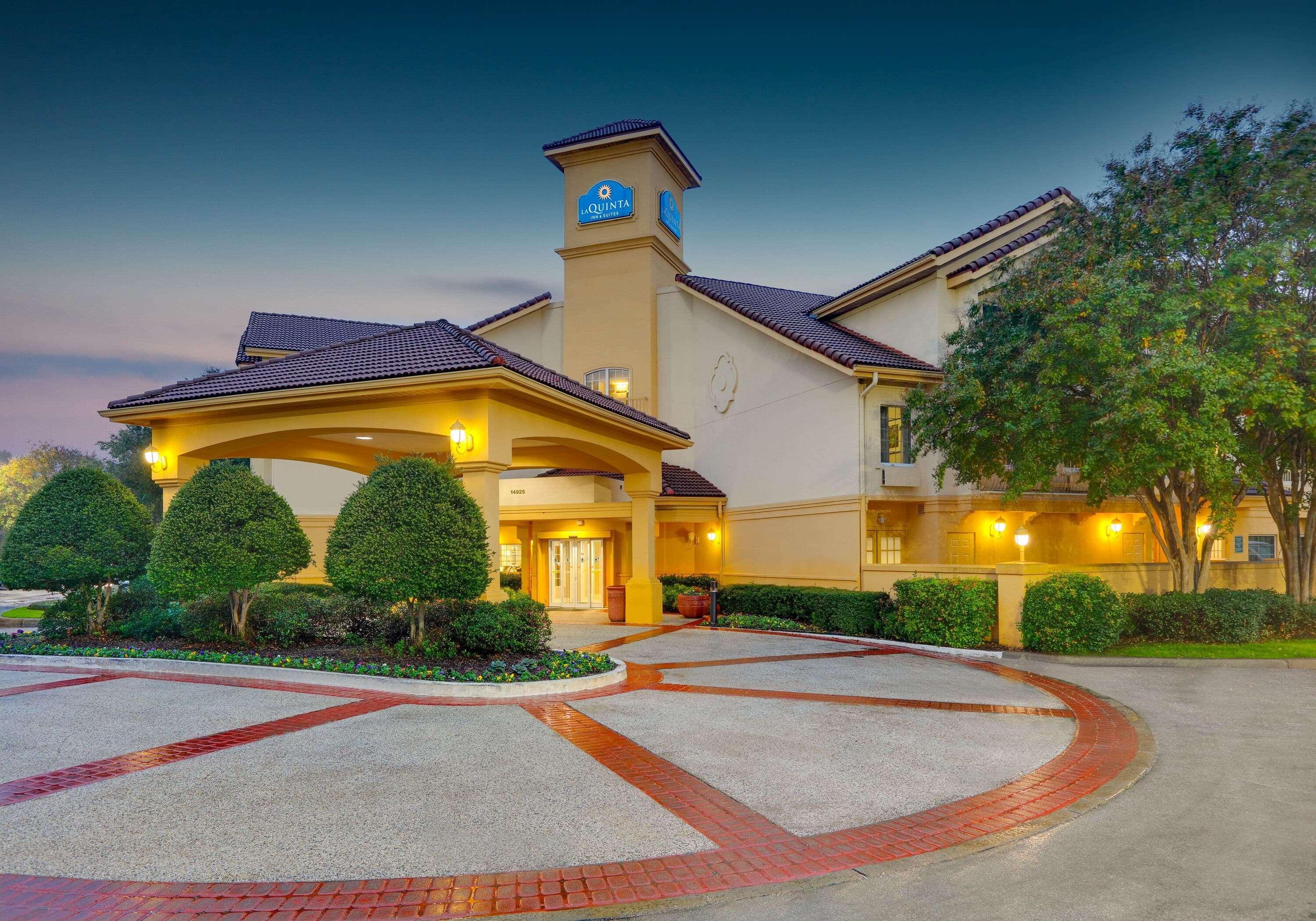 La Quinta By Wyndham Dallas - Addison Galleria Extérieur photo